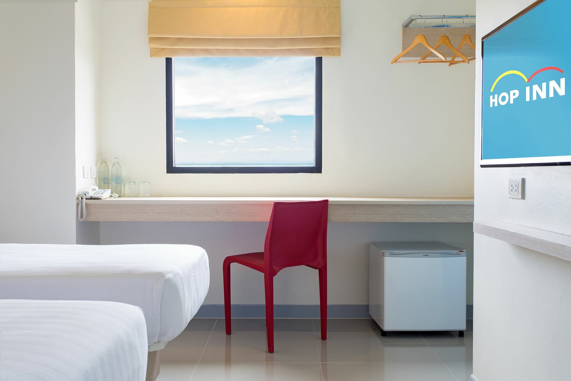 Hop Inn Lop Buri Екстериор снимка
