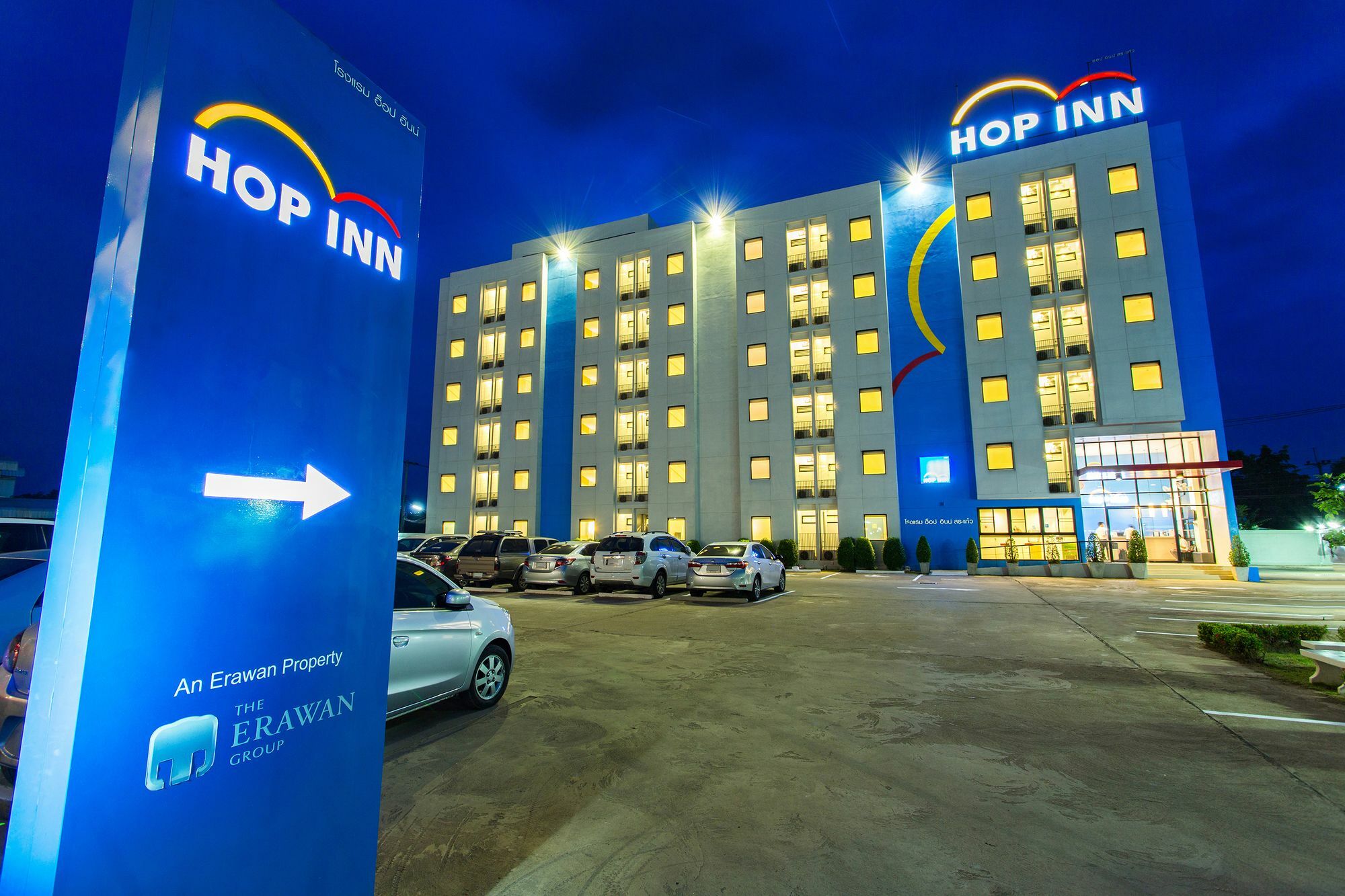 Hop Inn Lop Buri Екстериор снимка
